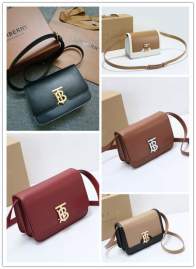 Picture of Burberry Handbags _SKUfw176690935fw
